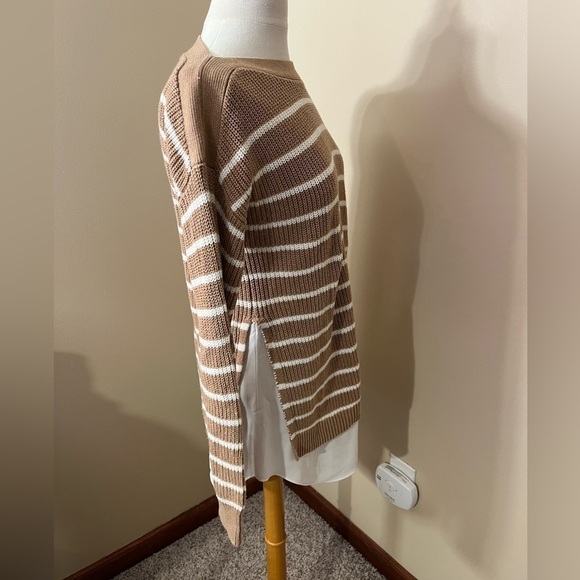 LOFT Tan/Cream Sweater with Shirttail Hem Sz S EUC - Picture 3 of 5